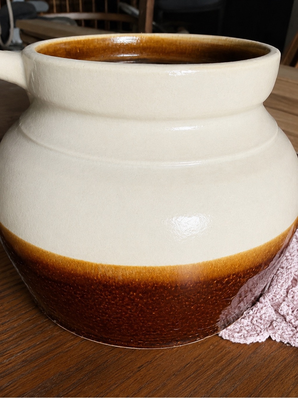 Vintage Stoneware Crock / Bean Pot – Rustic Farmhouse Pottery